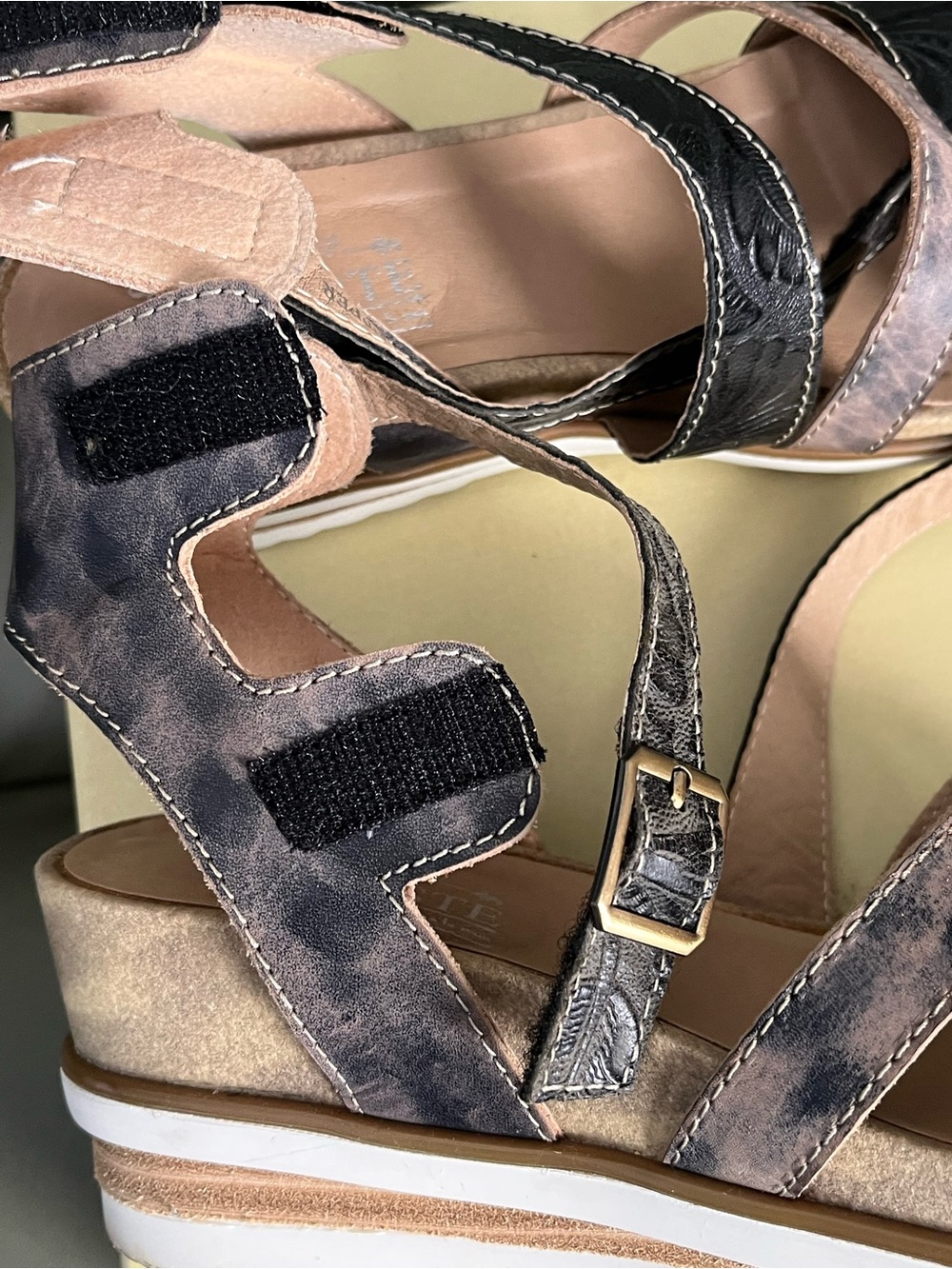 L’Artiste Nolana Black Brown Multi Wedge Sandals - Picture 5 of 9